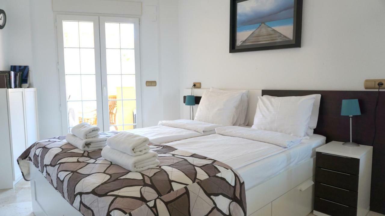 La Caleta - Cabo Roig - Apartamentos De Lujo Pinar de Campoverde Bagian luar foto