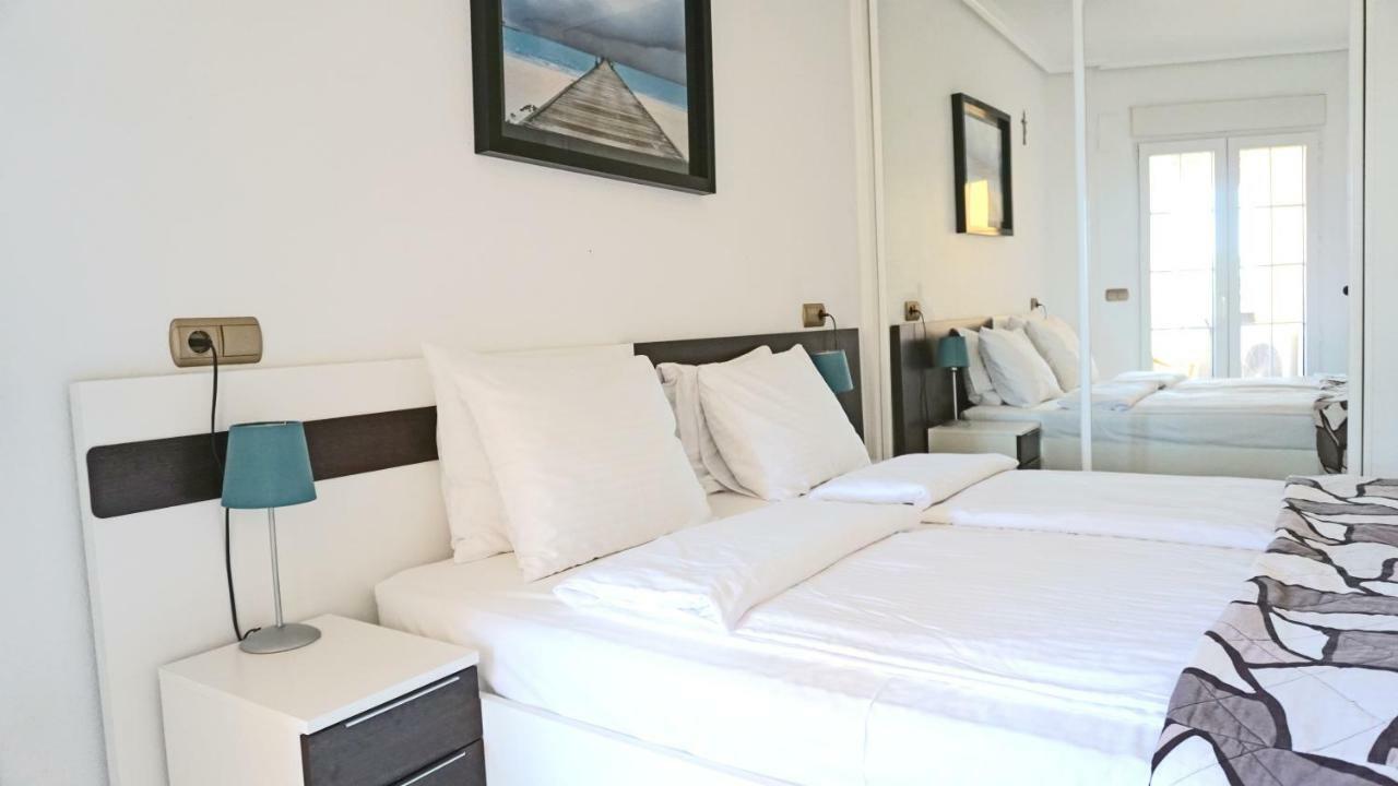La Caleta - Cabo Roig - Apartamentos De Lujo Pinar de Campoverde Bagian luar foto